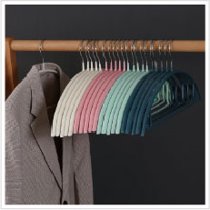 滑り落ち防止ハンガー